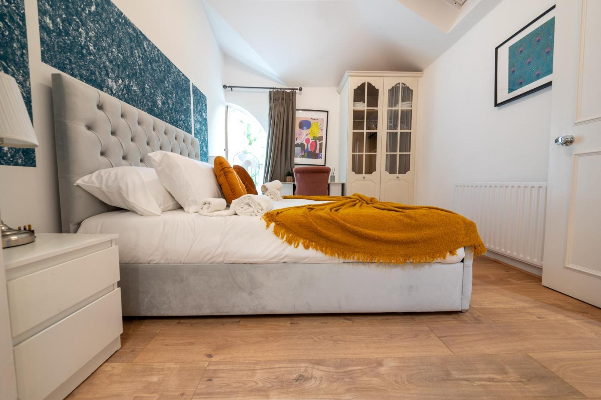 Appartamento Modern 3 Beds 2 Baths Abbey Rd - St John'S Wood Londra Esterno foto
