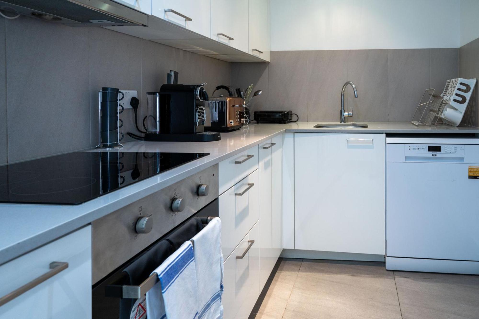 Appartamento Modern 3 Beds 2 Baths Abbey Rd - St John'S Wood Londra Esterno foto