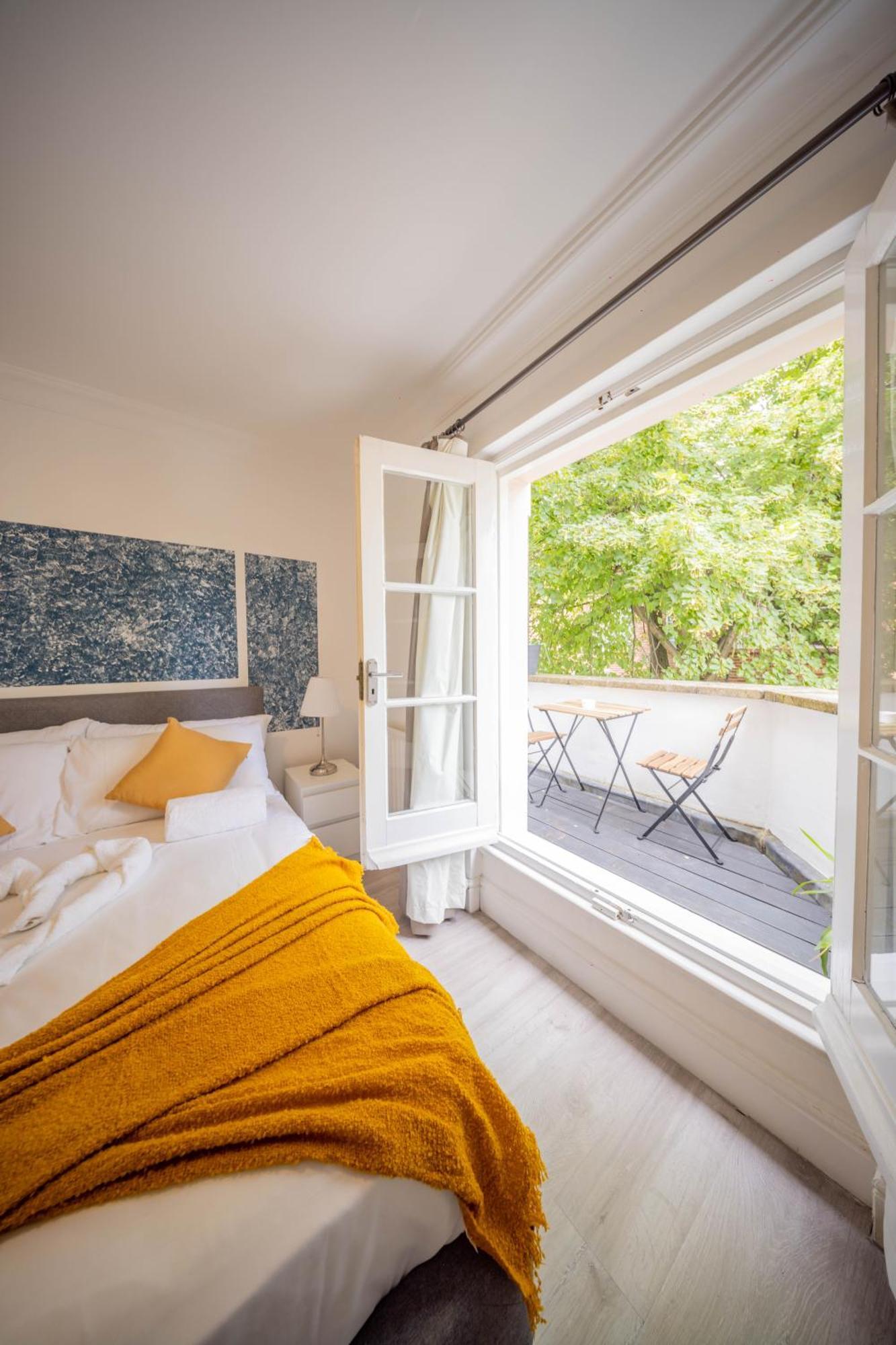 Appartamento Modern 3 Beds 2 Baths Abbey Rd - St John'S Wood Londra Esterno foto